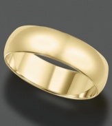 A classic band of 14k gold: the perfect ring for all occasions.