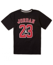 A classic adorned on a comfy tee. Support his love for one of the greatest athletes with this Jordan 23 tee from Nike.