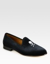 Refined velvet slipper with grosgrain trim.Padded insoleLeather soleMade in Italy