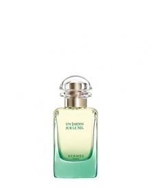 Inspired by annual themes at HERMÈS, the garden perfumes collection is an olfactory stroll, in situ creation, in the footsteps of the in-house perfumer. A sensory stroll along the Nile river. A new translation of freshness: green mouth-watering and tangy scents. A fragrance of light and life, generous and sparkling. Fruity, green, woody.