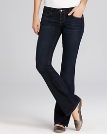 Paige Denim Jeans - Laurel Canyon Petite Flare Jeans in Gavin Wash