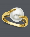 Add beauty and refinement with a single polished pearl. Ring features a unique 14k gold claw setting holding a cultured freshwater pearl (10 mm).