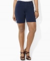 Lauren by Ralph Lauren's classic-fitting plus size twill shorts are a casual essential rendered in a five-pocket construction.