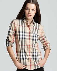 Embody true Burberry Brit elegance in this crisp and classic button-down. Pair with jeans or slacks, day or night.