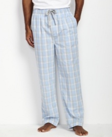 Big plaid adds a fresh new look to your everyday sleep-style. These light weight comfortable pants are perfect for around-the-house lounging.