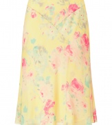 Elegant skirt made ​.​.of fine silk georgette - In pastel vanilla with a romantic, floral pattern - With decorative, figure-flattering darts - Slim silhouette, but wider, looser case - Looks great with flat sandals or peep-toe sandals - Pair with a blouse or silk top, and combine with a blazer for the office or a cooler day