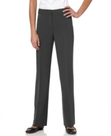 Clean styling and a hint of stretch lend chic versatility to these must-have petite pants from Jones New York.