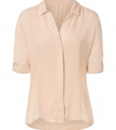 Casual yet chic, this modernized button down from James Perse is a workweek essential - Spread collar, short sleeves with rolled cuffs, concealed front button placket, seaming details, gathering at back yoke, slim silhouette - Pair with cropped trousers, skinny jeans, or a pencil skirt