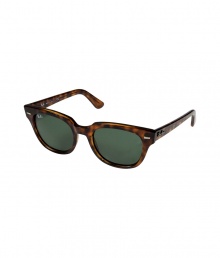 With their 60s-inspired vintage shape and distinctive rivets, these stylish sunglasses from Ray-Ban are a cool choice for multi-season sophistication - Shiny tonal brown mock tortoise bi-laminated plastic frames, charcoal G-15 XLT semi-mirrored lenses, signature logo on both temples - Lens filter category 3, 100% UV Protection, prescription friendly - Comes with a logo-stamped semi-hard carrying case