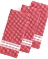 Throw in this towel & simplify the way your kitchen works. Made from a 100% cotton waffle weave, this stylish set adds a dash of color and a dose of versatility. Highly absorbent and durable, each towel is on the ready to tackle spills, messes and whatever comes the way of your busy kitchen!