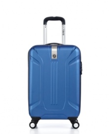 Eight, just great! Set on eight 360º spinner wheels, this dependable suitcase is ready to roll at every corner, twist and turn. Absorbing impact and protecting your belongings in divided interior compartments, the hardside construction is the perfect travel choice and expands 2 for extra packing capacity.