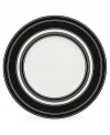 Bold black and white stripes create a crisp, graphic pattern that lends your tabletop a touch of modern sophistication.