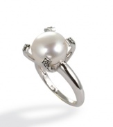 Define sophistication. Ring by Fresh by Honora features a gleaming cultured freshwater pearl (12-12-1/2 mm) suspended within a modern architectural shape. Set in sterling silver.