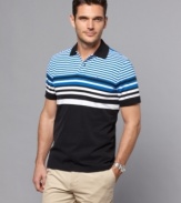 Follow the lines straight to the weekend. This Tommy Hilfiger polo shirt is ready for a little R&R.