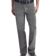 With a straight leg and a touch of stretch, these Kenneth Cole Reaction corduroys give you a flattering fit.