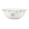 A soft floral motif exquisitely adorns Lenox's Paisley Terrace white-bodied porcelain serving bowl. Mica accents and platinum brushstroke trim complete the traditional-modern look.