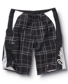 With a blown-out plaid pattern, these board shorts from Quiksilver are ready to hit the sand and surf.