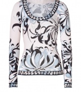 With a vivid flower print and super soft jersey, Emilio Puccis scoop neck top is as contemporary as it is chic - Scoop neckline, long sleeves, contrast print trim - Form-fitting - Wear with solid separates and bright flats