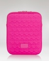 Clean and simply detailed, this MICHAEL Michael Kors iPad case dresses up your gadget in the label's easy glamour.