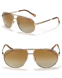 Timeless metal aviator sunglasses with double bridge design and polarized lenses.