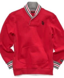 Your little guy will be sporting big boy style in this collegiate style sweater by Sean John.