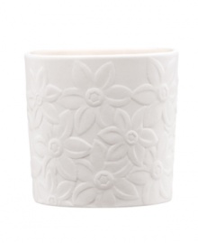 Darling florals are intricately sculpted in rich white bisque porcelain for a clean, beautiful way to present your favorite scent. From Lenox. Qualifies for Rebate