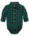 Cute in soft cotton flannel, this Osh Kosh bodysuit is made to mix and match with a variety of bottoms.