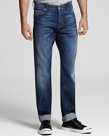 With a gently lived-in look and feel, this lightly faded straight leg jean oozes heritage charm and style.