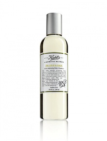 A stimulating fusion of Fig Leaf and Sage with underlying hints of bergamot, citron and thyme. Our Aromatic Blends Skin-Softening Body Cleanser transforms into a rich, lathering foam to gently cleanse and condition skin. Formulated without sulfates and proven to provide 24 hours of skin softness. Made in USA. 8.4 oz.