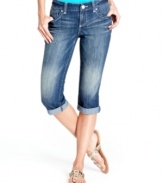 Get spring started right with INC's best-loved skimmer jeans. The curvy fit hugs your figure in all the right places!