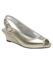 This peep-toe patent wedge by Jessica Simpson is perfect for showing off her pretty pedicure. Complete with a silver buckle and lining, this easy to walk in slingback will have your little lady feeling elegant and all grown-up.