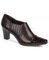 A structured shootie finishes any look with a pointed polish. Try on Franco Sarto's Tanya shooties and you'll see why.