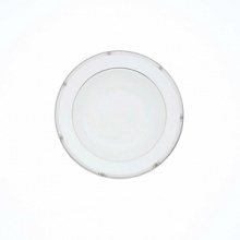 Crafted of Lenox fine bone china accented with 24 karat gold and precious platinum. Dishwasher-safe.