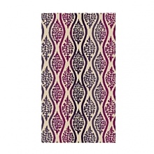 Created in rich textural jacquard, this Natori beach towel surrounds you with vibrant colors, stylized design and plush luxury.