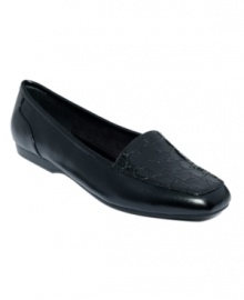 Chic croc embossing adds textural dimension to Karen Scott's casual Morgan square-toe flats. The flex sole makes them a go-to option for comfort, and an everyday favorite in your shoe collection. Also available in smooth leather.