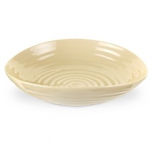 An elegant pasta bowl in a modern organic shape complements your table setting with a unique aesthetic appeal.