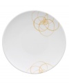 A modern canvas for everyday meals, the Bloom Sun salad plates have a smooth, flat surface that's artfully scribbled with golden florals for a look that's fresh--and in durable porcelain--not fussy. From Villeroy & Boch.