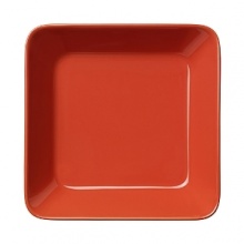 Derived from the basic shapes of circles, squares and rectangles, Kaj Franck's Teema Tableware exemplifies the removal of everything excessive, leaving only the essential. Teema tableware serves every need, from preparing to serving, offering timeless beauty that is both functional and sophisticated.