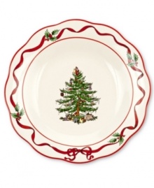 With an historic pattern starring the most cherished symbol of the season, Spode's Christmas Tree sweet tray is a festive gift to holiday homes. Featuring a scalloped edge and red ribbon border.