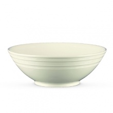 The distinctive style of one of Britain's best known designers comes shining through in the Jasper Conran at Wedgwood Casual Collection. The collection features cream and pale blue glazes on beautifully sculpted earthenware.