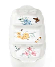 The whimsical butterflies and blooms of Butterfly Meadow dinnerware grace this divided server, an irresistible way to serve casual meals. With scalloped edges in white porcelain.