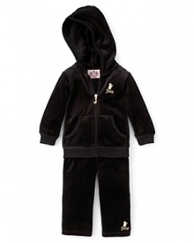 Outfit your little lady in a classic velour track suit from Juicy featuring gold embroidery and a whimsical scottie dog logo.