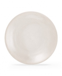 With clean lines and shades of white, the Kealia salad plates dish out casual fare with modern elegance, plus all the convenience of dishwasher- and microwave-safe stoneware. From Noritake's collection of white dinnerware.