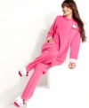 Absolutely warm, from head to toe. Hello Kitty's Bundled Up footie pajamas feature long-sleeves and a zipper front.