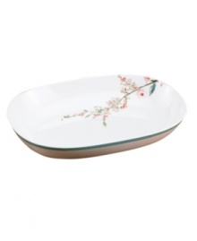 Make every meal sing with the bright watercolor-inspired birds and florals that adorn this Chirp serving bowl. Built for lasting luster and strength in dishwasher- and microwave-safe bone china from Lenox Simply Fine. Qualifies for Rebate