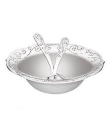 With a feminine edge and pretty perforated detail, the French Perle salad bowl from Lenox's collection of serveware and serving dishes holds fresh greens or pasta with decidedly vintage charm. In pure aluminum with matching servers, it's a brilliant complement to French Perle dinnerware. Qualifies for Rebate