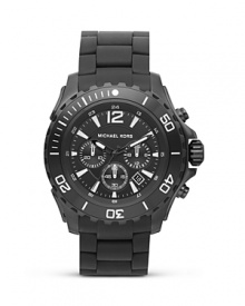 MICHAEL Michael Kors perfects sporty-sleek style with this matte black watch. Boasting a bold face and silicone strap, it's ready to go from the office to the great outdoors.