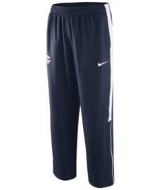 Stay ahead of the game and show your support anytime with these Connecticut Huskies NCAA basketball pants featuring Dri-Fit technology from Nike.