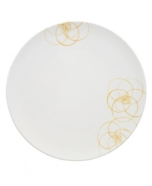 A modern canvas for everyday meals, the Bloom Sun round platter has a smooth, flat surface that's artfully scribbled with golden florals for a look that's fresh – and in durable porcelain – not fussy. From Villeroy & Boch.