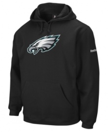 Take a page from your favorite team's playbook and toss on this Philadelphia Eagles fleece sweatshirt when you're heading to the game.